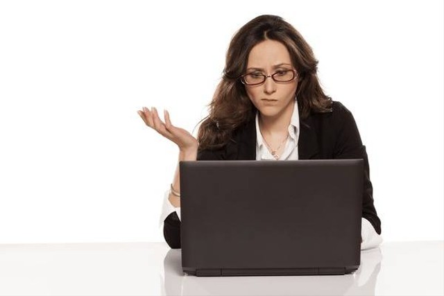 Laptop Crash Saat Aplikasi Proyek? Jangan Panik! Ini Dia Solusi Ampuhnya!